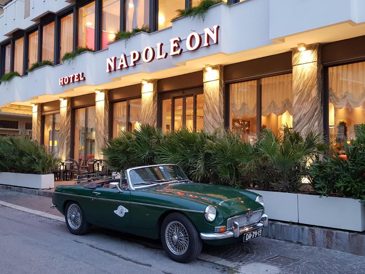 Hotel Napoleon Gabicce Mare Ngoại thất bức ảnh